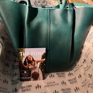 Portland Leather Large Sea Glass Devan